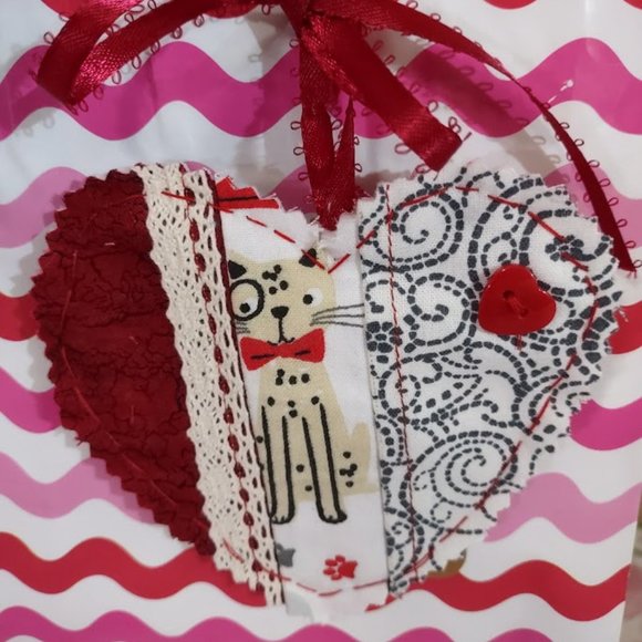 HANDCRAFTED GIFT TAGS - Picture 2 of 3